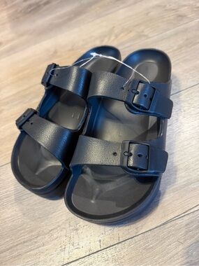 Black Double-Buckle Slide Sandals